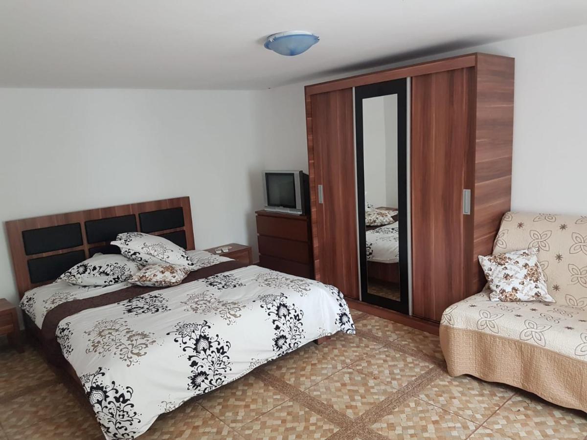 ホテル Casa Antonia Si Maria Ostrov エクステリア 写真